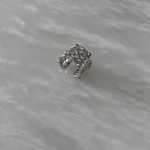 Kendra Scott Caley Ear cuff-Silver